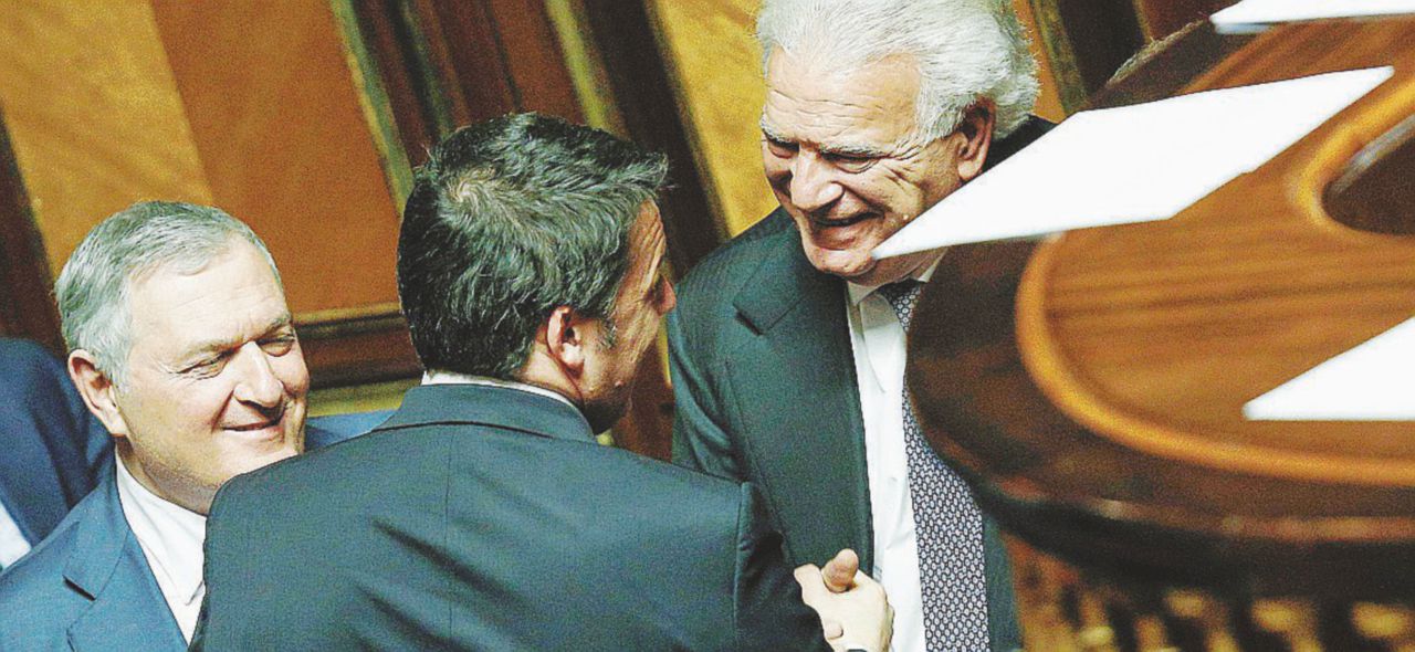 Matteo l’Incendiario tra lanciafiamme e Denis Mangiafuoco