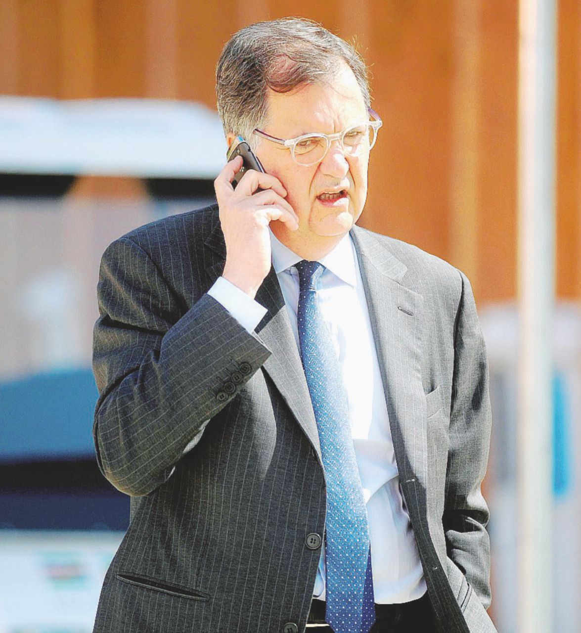 Copertina di Scandalo Consob: il governo attacca Vegas dopo le bugie