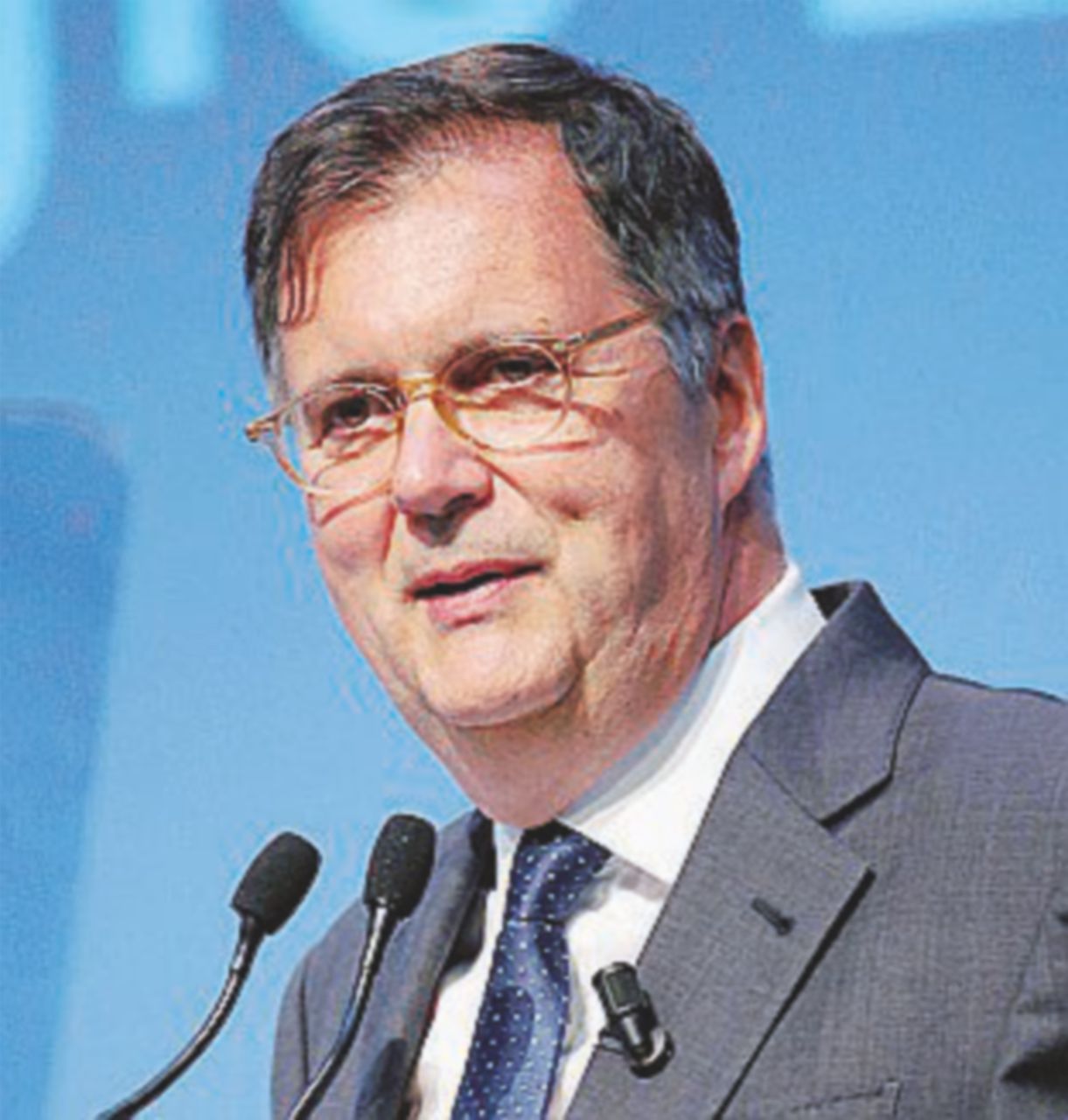 Copertina di Etruria, un risparmiatore denuncia Vegas e Visco: “Non hanno vigilato”