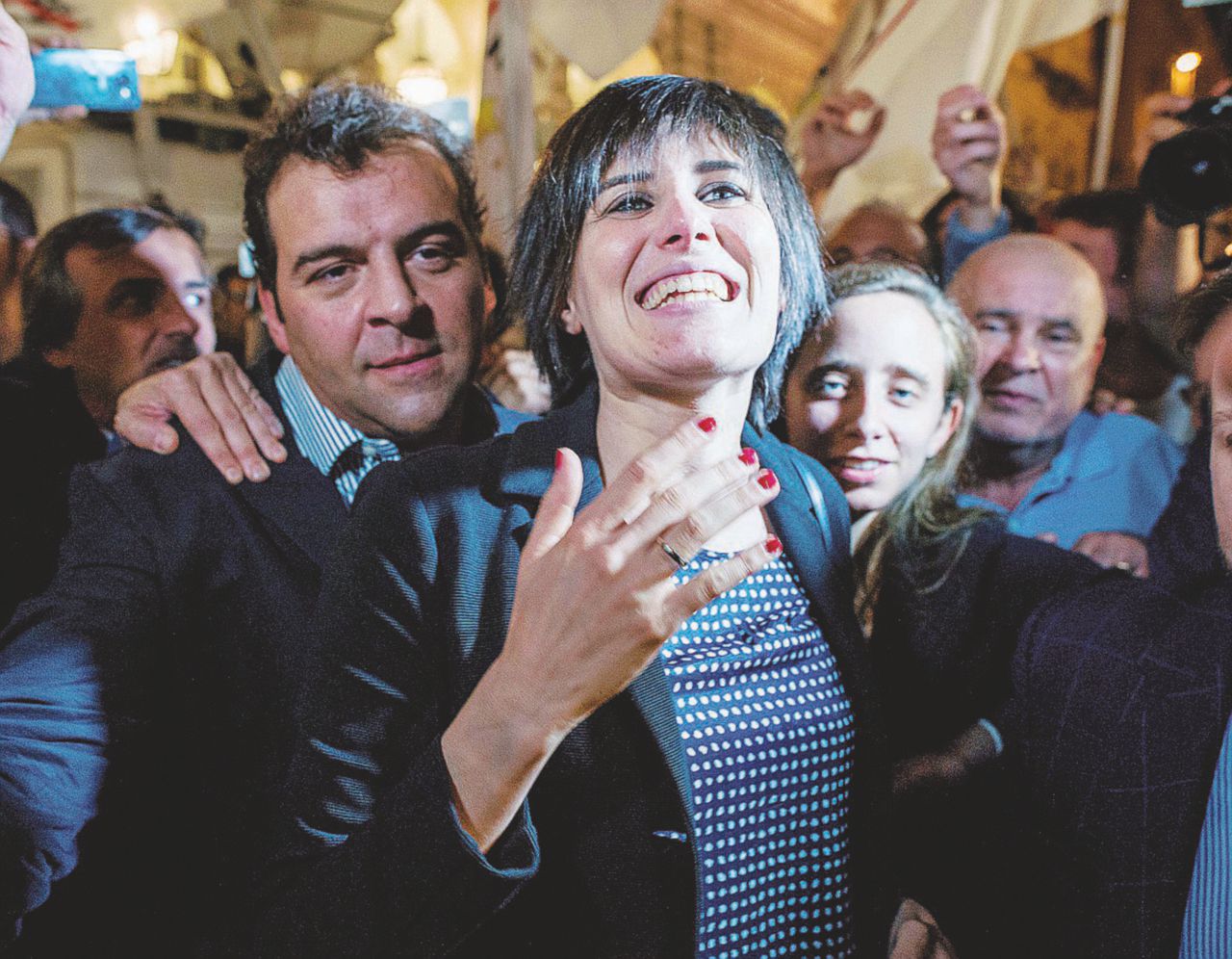 Copertina di Boom Appendino. Fassino si piega ma avverte Renzi