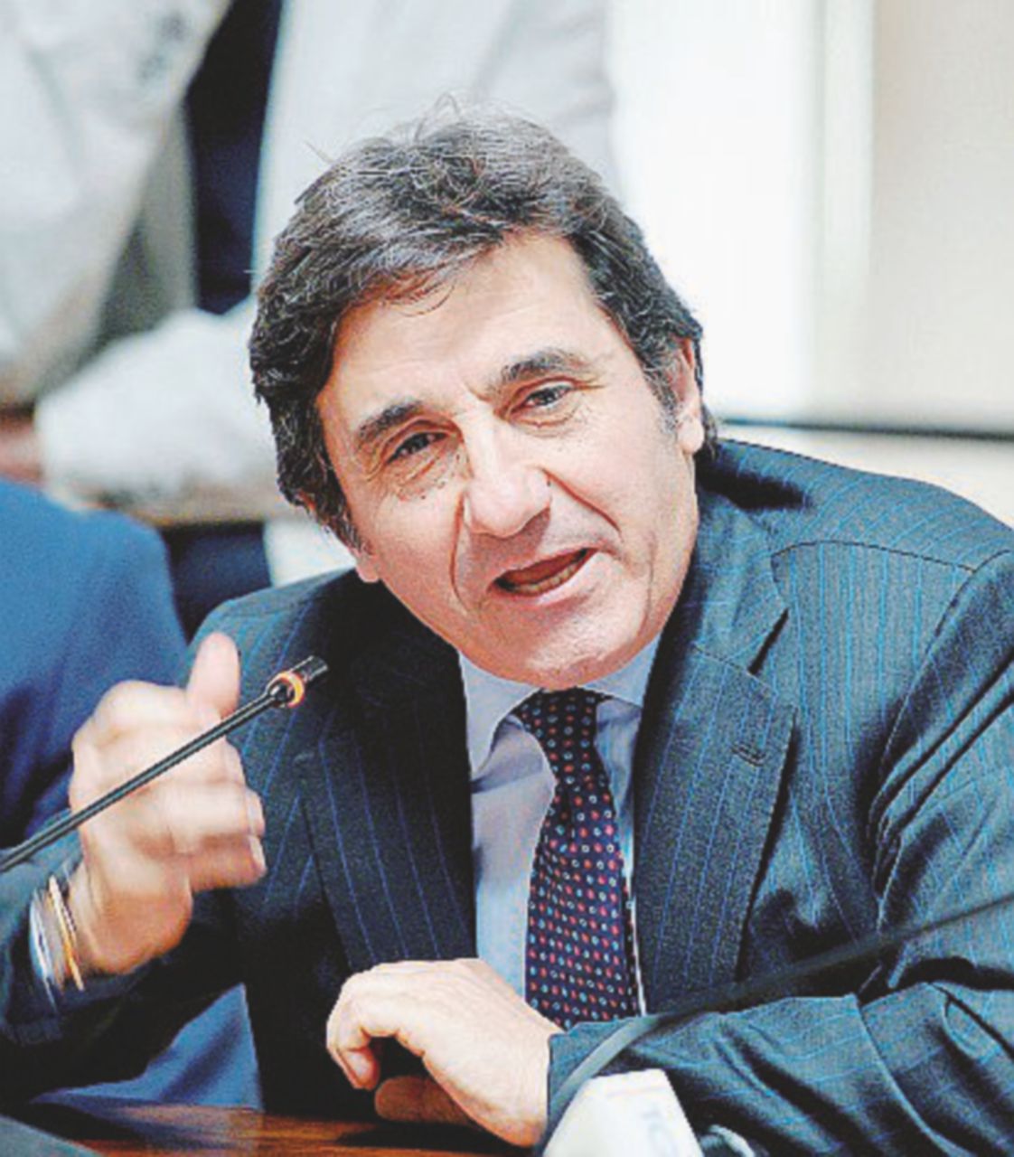 Rcs, mercato per Bonomi. Cairo non molla