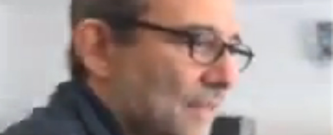 Copertina di Roma, Giachetti (Pd) al voto: ‘Fatte le foto? Bene, vado a fare un giro’