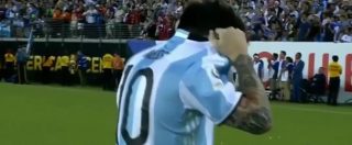 Copertina di Lionel Messi, lacrime disperate per il rigore sbagliato e l’annuncio choc: “Con la Nazionale è finita”