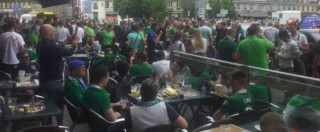 Copertina di Italia-Irlanda, il pre partita con i tifosi della Green Army: tra ironia e tanta birra, battere gli azzurri per continuare l’Europeo – Foto