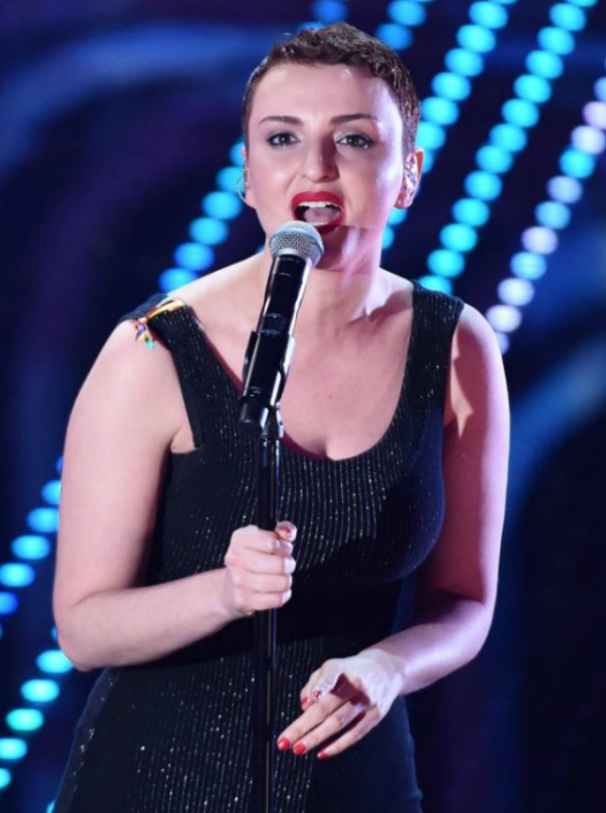 X Factor 2016, le pagelle di Michele Monina e della figlia Lucia: “Arisa? Champagne e ritmo”. “Non sembra tutta apposto”