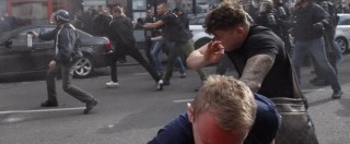 Copertina di Euro 2016, ancora violenza a Lille. La polizia usa i lacrimogeni contro gli hooligans: 36 arresti