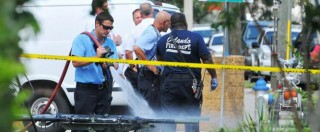Copertina di Strage di Orlando, polemiche su Fbi: killer Omar Mateen segnalato per terrorismo, ma è riuscito a comprare armi. Isis: “Era soldato del Califfato”