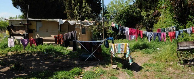 Elezioni Roma 2016, finalmente Giachetti e Raggi promettono una casa ai rom