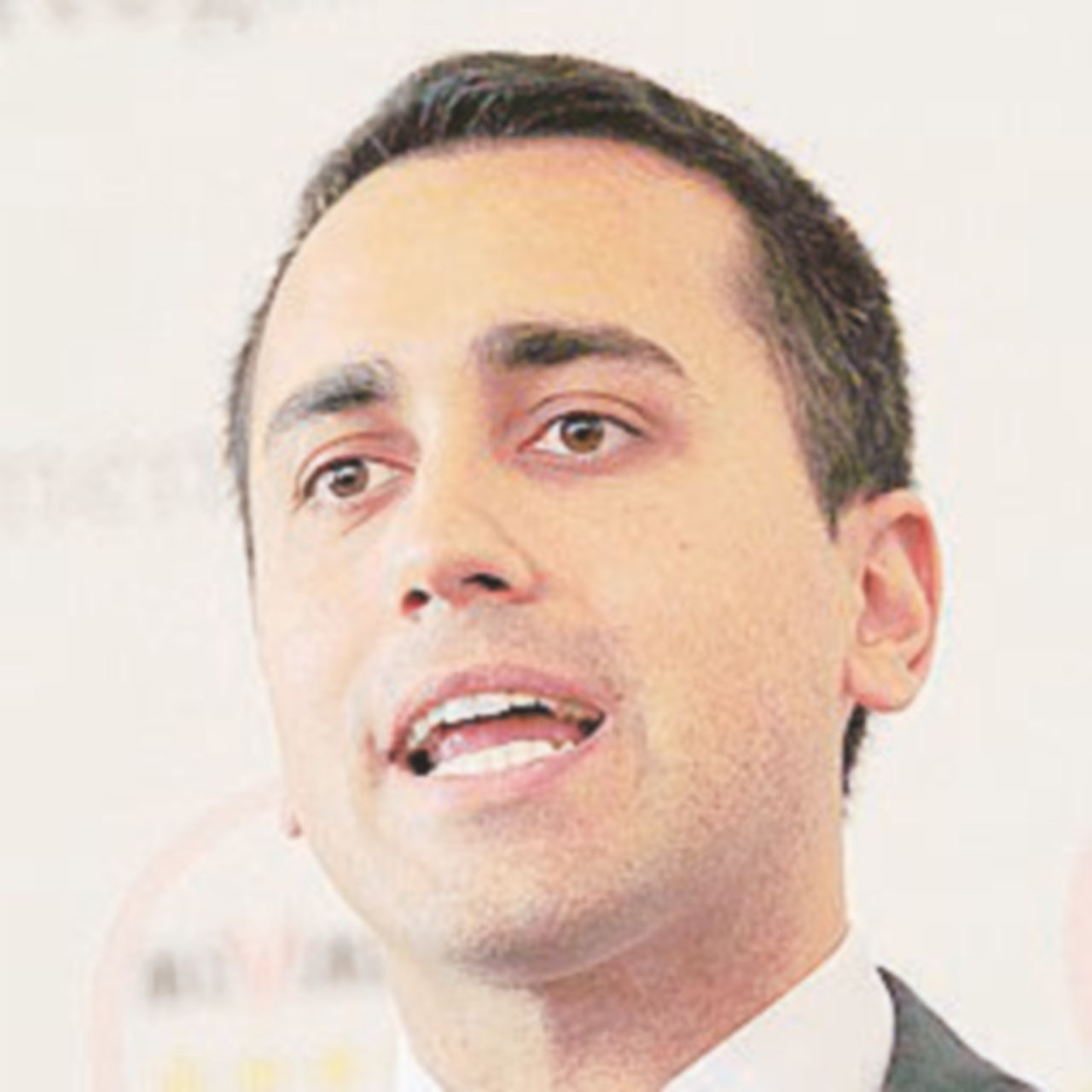 Di Maio, Silvio e l’amore non ricambiato (con tanto di fuga) Di Maio, Silvio e l’amore non ricambiato (con tanto di fuga)