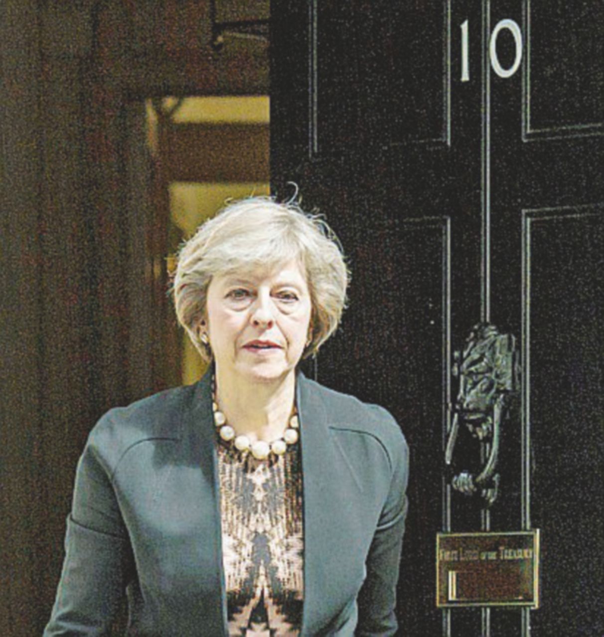 Theresa May, Michael Gove e il governatore della Banca d’Inghilterra Mark Carney, che ha denunciato i primi effetti del “Leave” sull’economia - Ansa Pugnalate e altre trame: soap opera Brexit