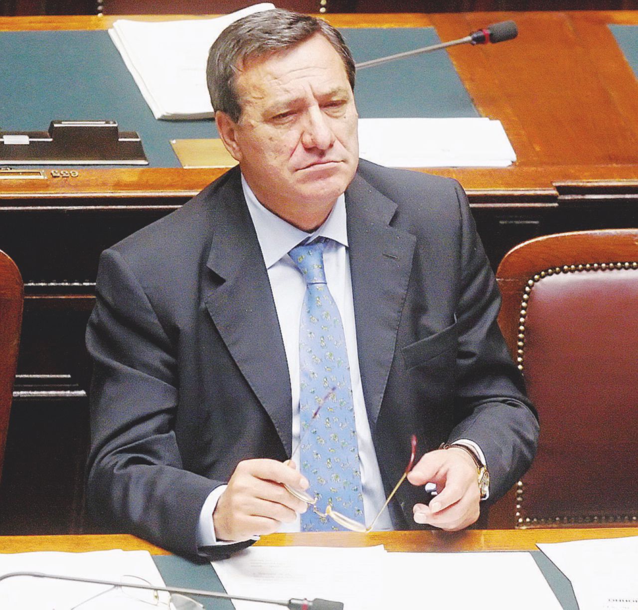 Giuseppe Pizza, ex sottosegretario nel governo Berlusconi e titolare del marchio “Democrazia cristiana” - LaPresse Corruzione Roma, l’ex sottosegretario e l’incontro con Berlusconi: “Sembravo io il Cavaliere e lui Lino Pizza, come leccava”