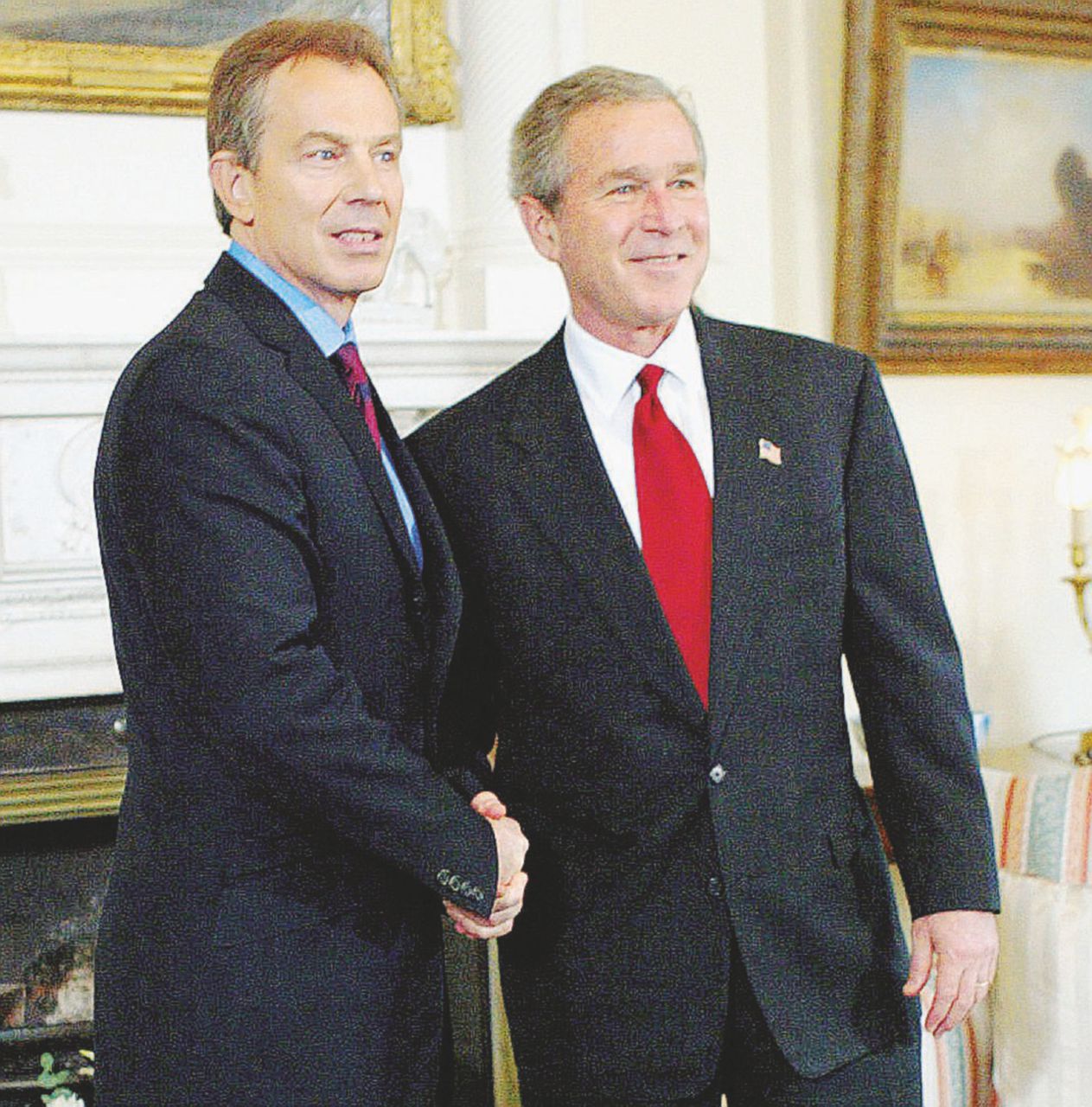 Alleati di ferro - Blair premier laburista e Bush nel 2003 - LaPresse Londra processa l’inganno di Blair sulla guerra in Iraq