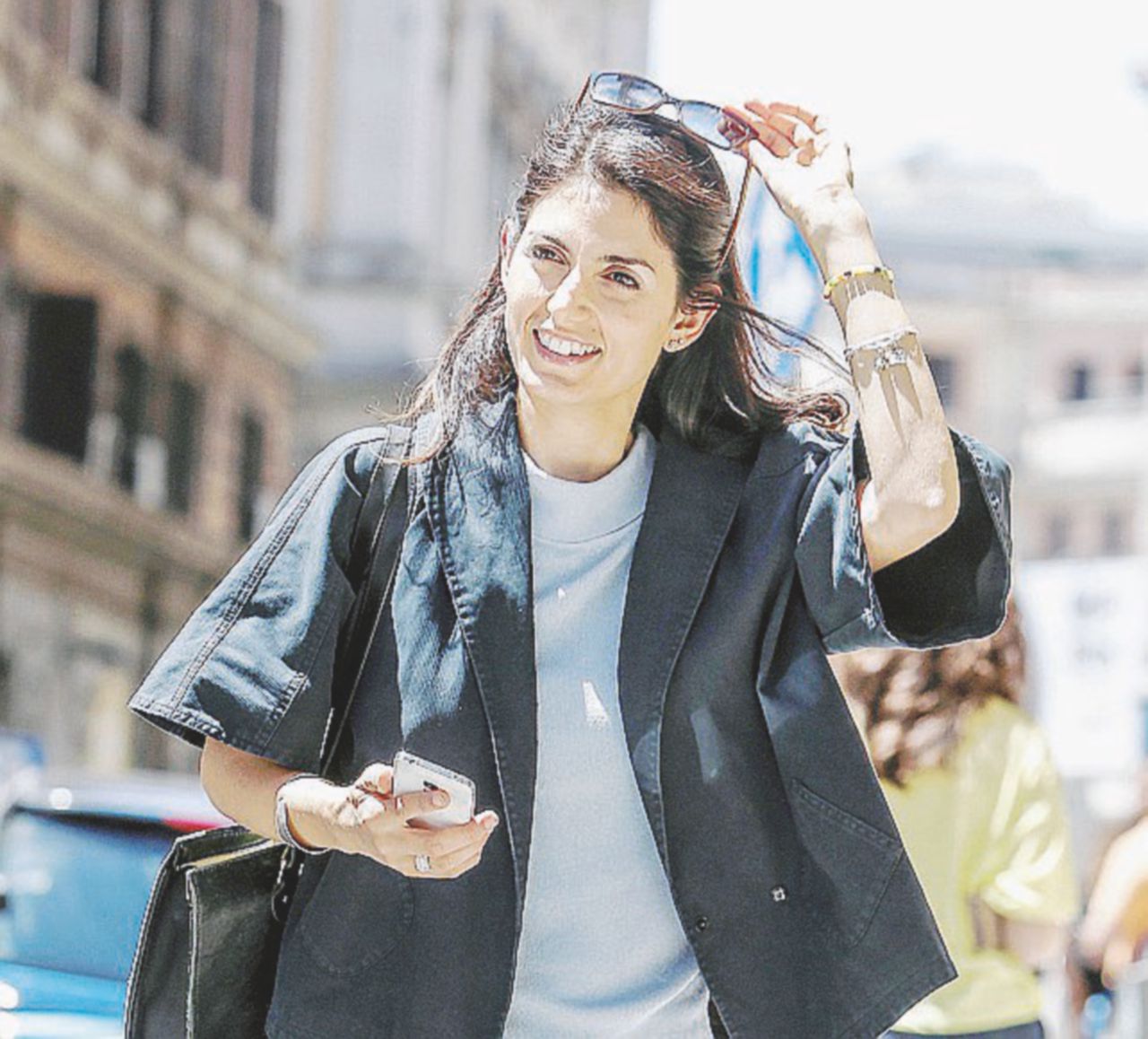 Copertina di La zona rossa per il gran giorno della Raggi