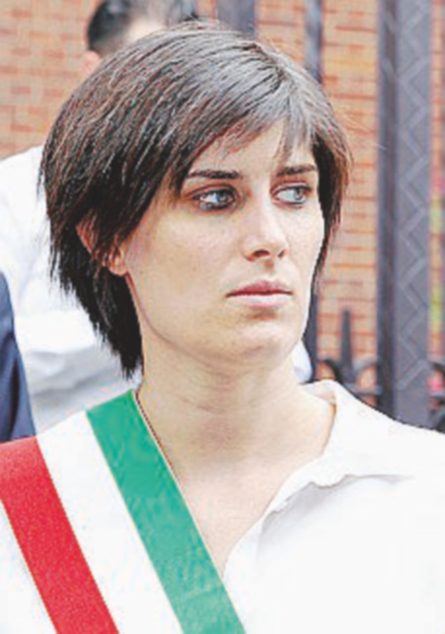 La delega alle Famiglie non piace alla Chiesa. E neanche al Pd La delega alle Famiglie non piace alla Chiesa. E neanche al Pd