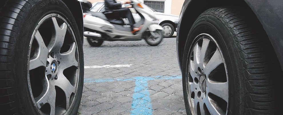 Niente multa se non si può pagare la sosta con la carta Niente multa se non si può pagare la sosta con la carta