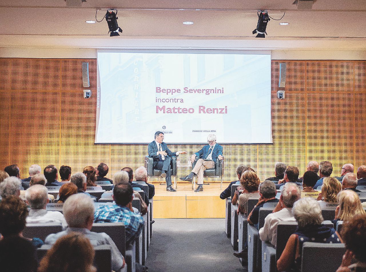 Renzi si arrende: “Non apro più bocca sul mio futuro” Renzi si arrende: “Non apro più bocca sul mio futuro”