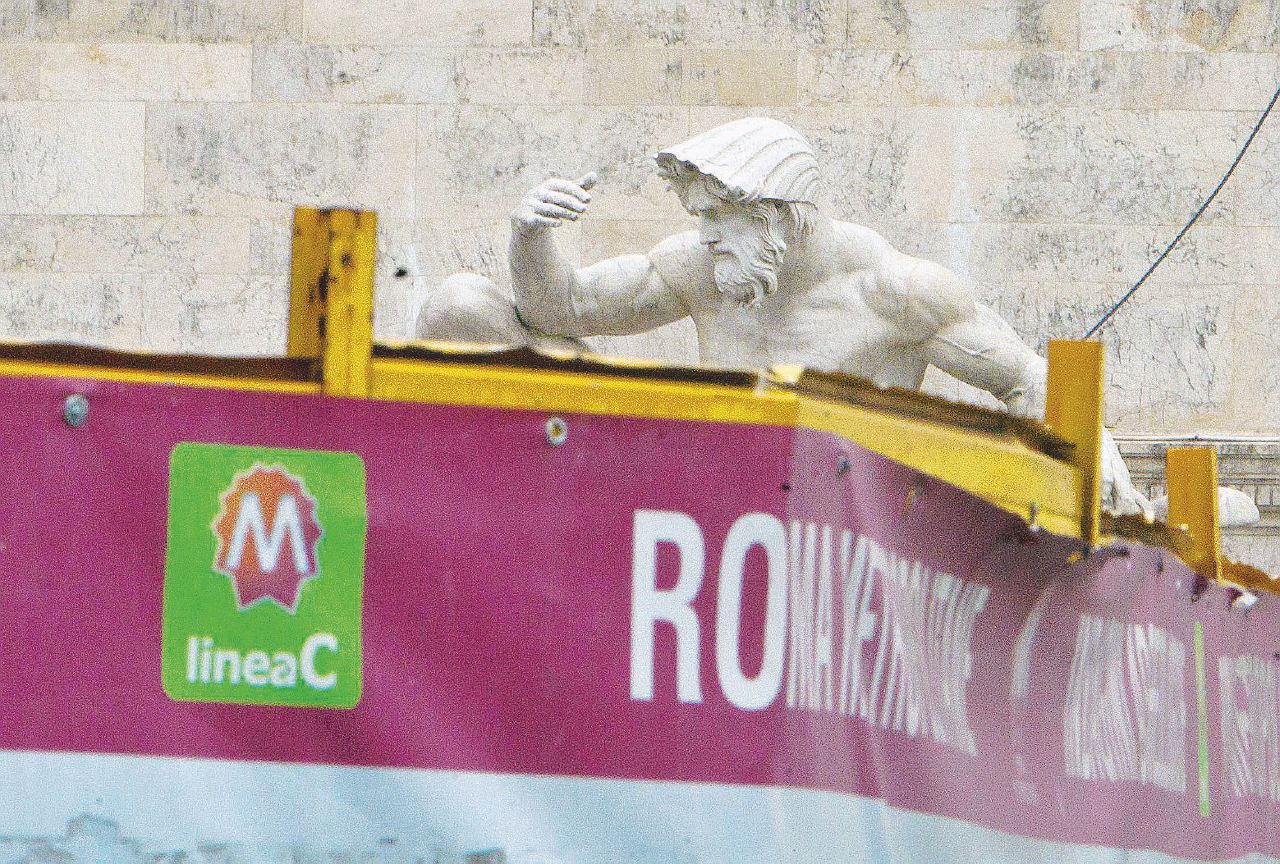 Lavori infiniti - Piazza Venezia, come altre, è una delle fermate ancora incompiute - Ansa Metro C, corsa contro il tempo. Ma quasi tutto resterà impunito