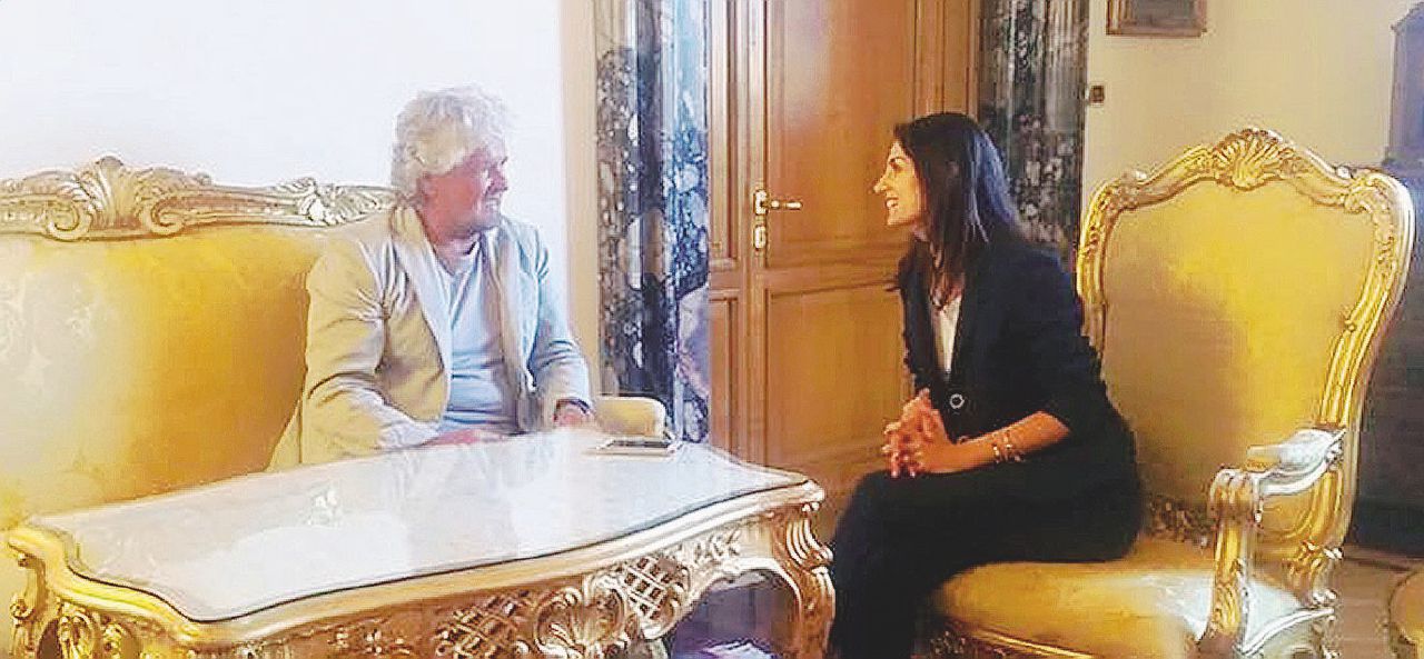 Copertina di Grillo in Campidoglio blinda Raggi: “Roma è la nostra occasione”