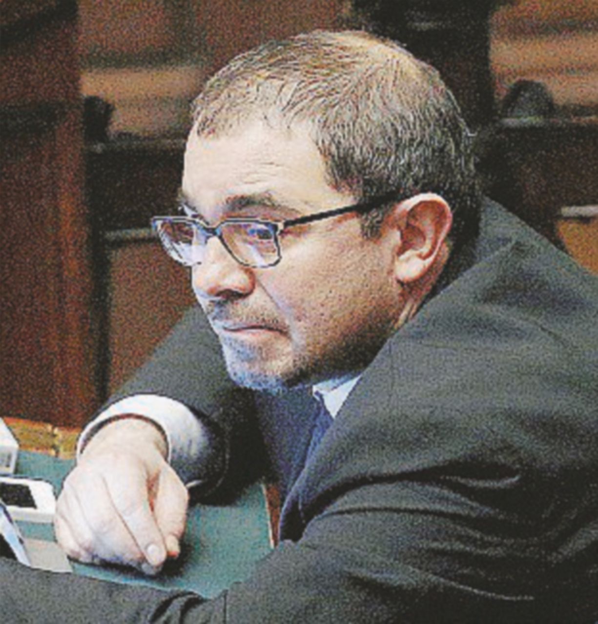 Imputato - Il deputato Giancarlo Giordano, Si Isochimica killer, a giudizio i sindaci e un deputato di Sinistra Italiana