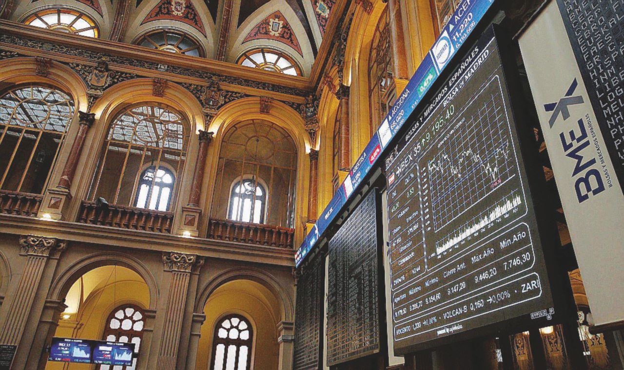 Mercati finanziari - In Borsa le banche italiane, super sensibili ai giudizi Ue, sono scese del 54% in un anno - Ansa L’arma a doppio taglio delle simulazioni: promettono stabilità ma creano il panico