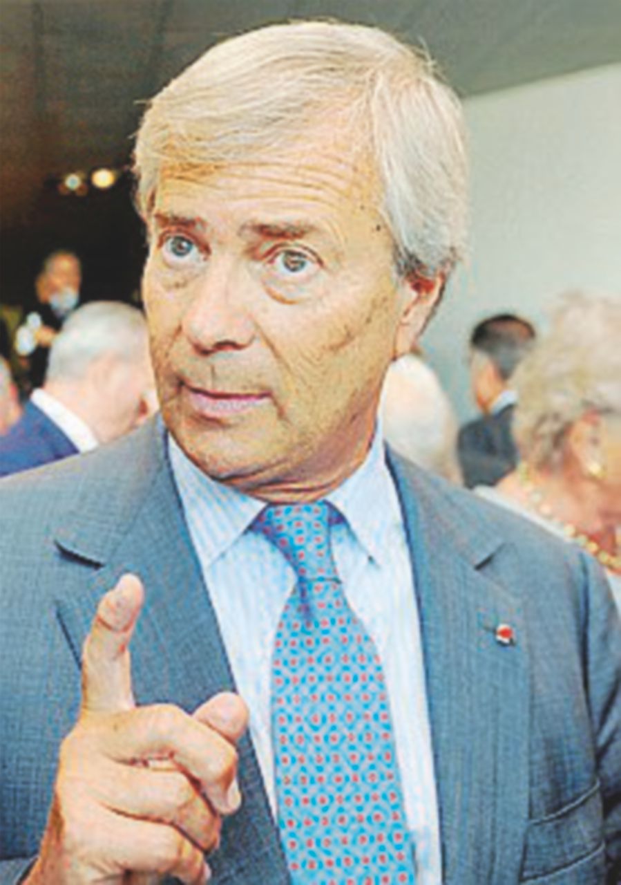 Bolloré contesta le stime sui conti di Mediaset Premium Bolloré contesta le stime sui conti di Mediaset Premium