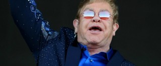 Copertina di Elton John: “Volevano meno sesso e droga in Rocketman ma nella mia vita ci sono stati”