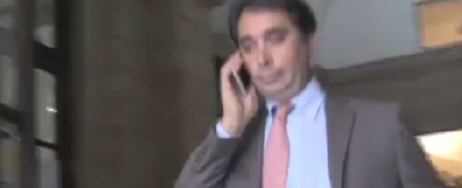 Copertina di Roma, Marra ‘revocato’ da vicecapo di Gabinetto. E lui fugge dalla cronista