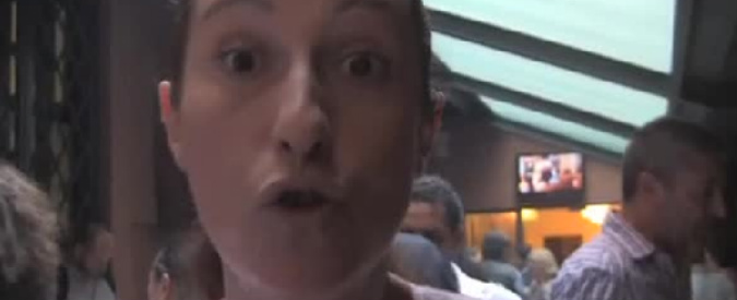 Copertina di Raggi, Taverna: ‘Dietrofront su Frongia deciso dal direttorio M5S? No, solo buonsenso’