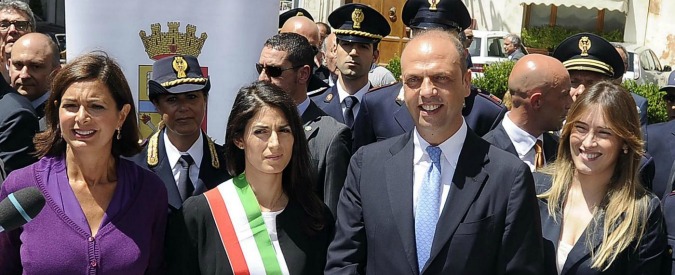 Copertina di Violenza contro le donne, l’inutile iniziativa dei camper della polizia