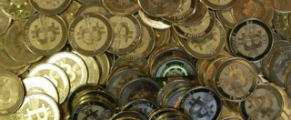 Copertina di Bitcoin, capitalizzano miliardi. La guida, il 20 settembre in edicola sul Fatto Quotidiano