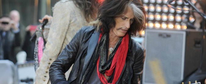 New York, malore sul palco per il chitarrista degli Aerosmith Joe Perry