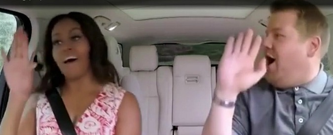 Copertina di Usa, Michelle Obama ospite del programma “Carpool Karaoke” canta e balla Beyonce