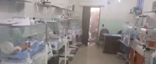 Copertina di Siria, bombardamenti su cinque ospedali da campo di Aleppo: un neonato morto. “Attacco da aerei governativi e russi”