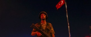 Copertina di Colpo di Stato Turchia, tv pubblica riprende le trasmissioni, golpisti “presi in custodia” dai lealisti
