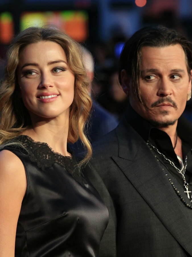 Johnny Depp, raggiunto l’accordo con Amber Heard per il divorzio: l’attore darà 7 milioni di dollari alla moglie