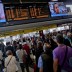 Copertina di Il caos treni colpisce ancora: rischia pure la legge elettorale