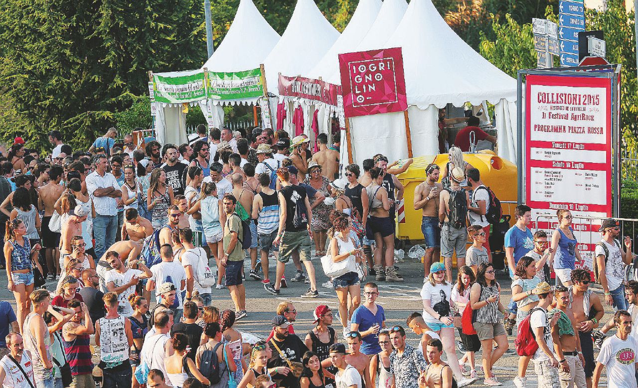 Copertina di L’estate della gastrite cultural – gastronomica