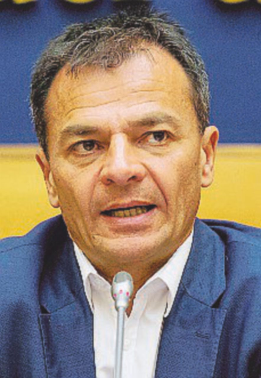 Roma, M5S boccia la mozione sul referendum olimpico