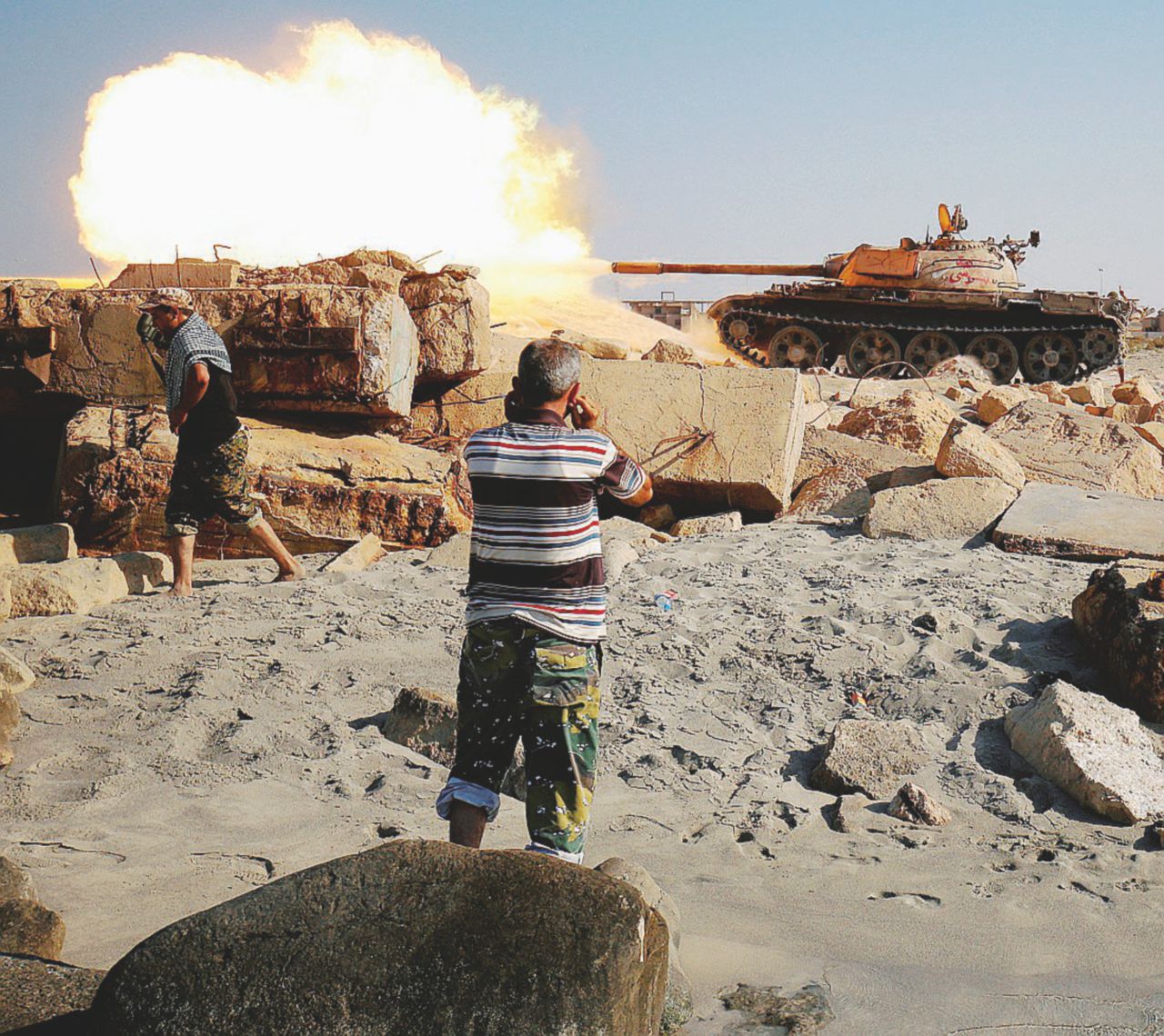 Schierati contro l’Isis sotto l’ombrello degli 007