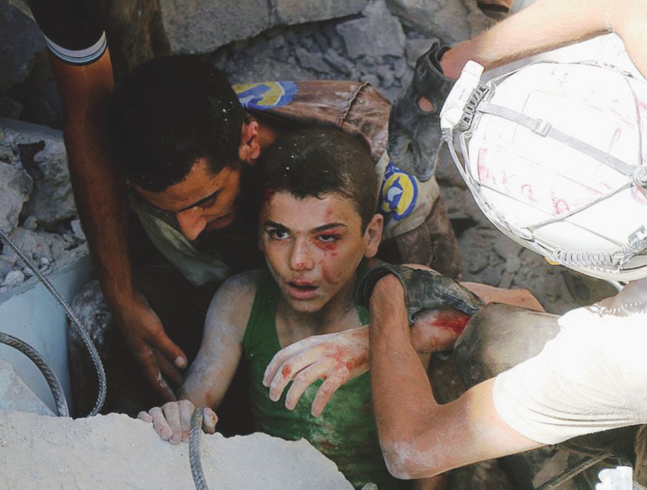 “Aleppo, città dei morti viventi: la tregua è solo l’ultima bugia”