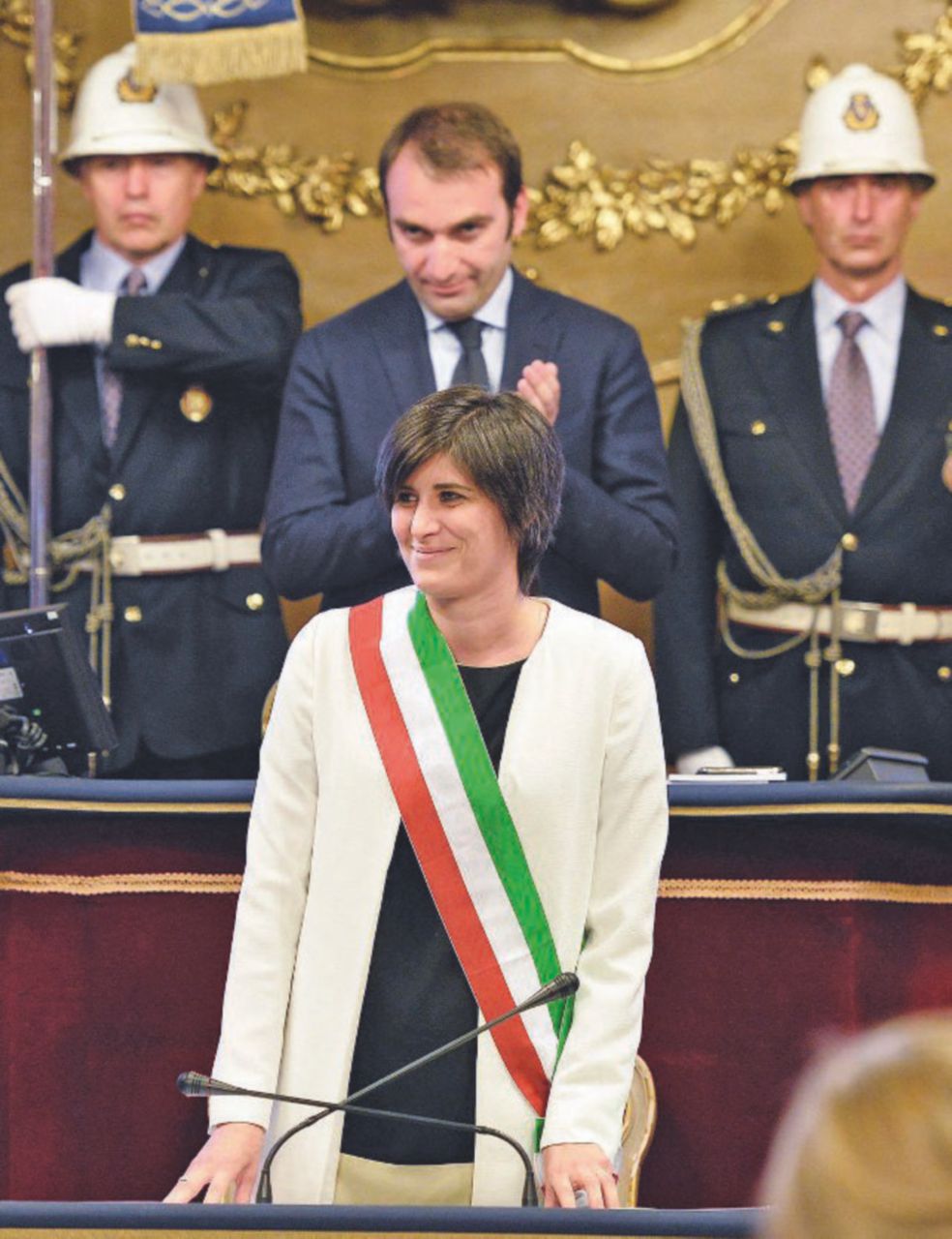 Il prezzo degli staff: Appendino oculata, Sala paga più di Raggi