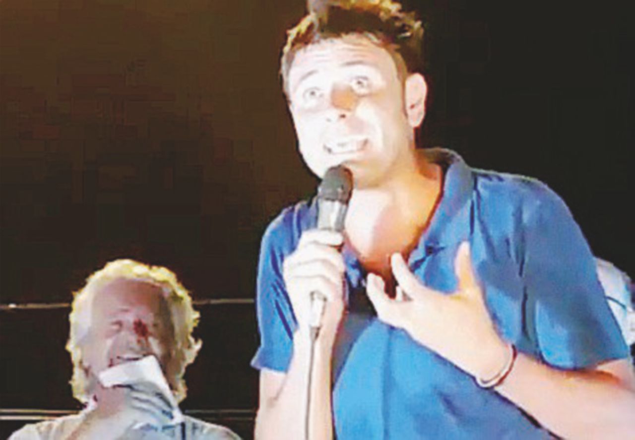 Grillo con Di Battista: “Uscire dall’M5s? Impossibile”