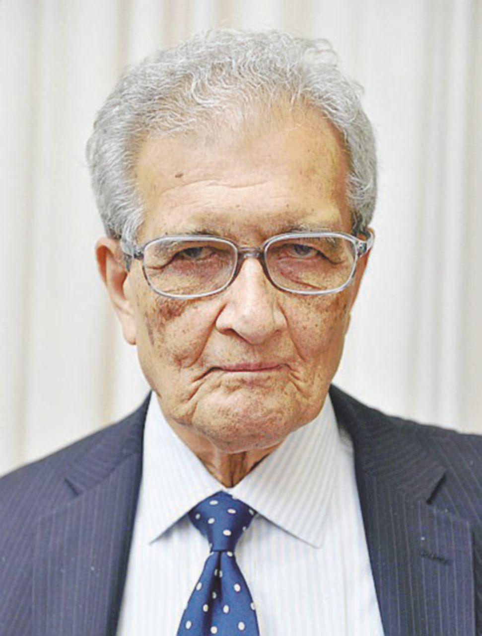 Copertina di Europa dei popoli davanti a un Gavi