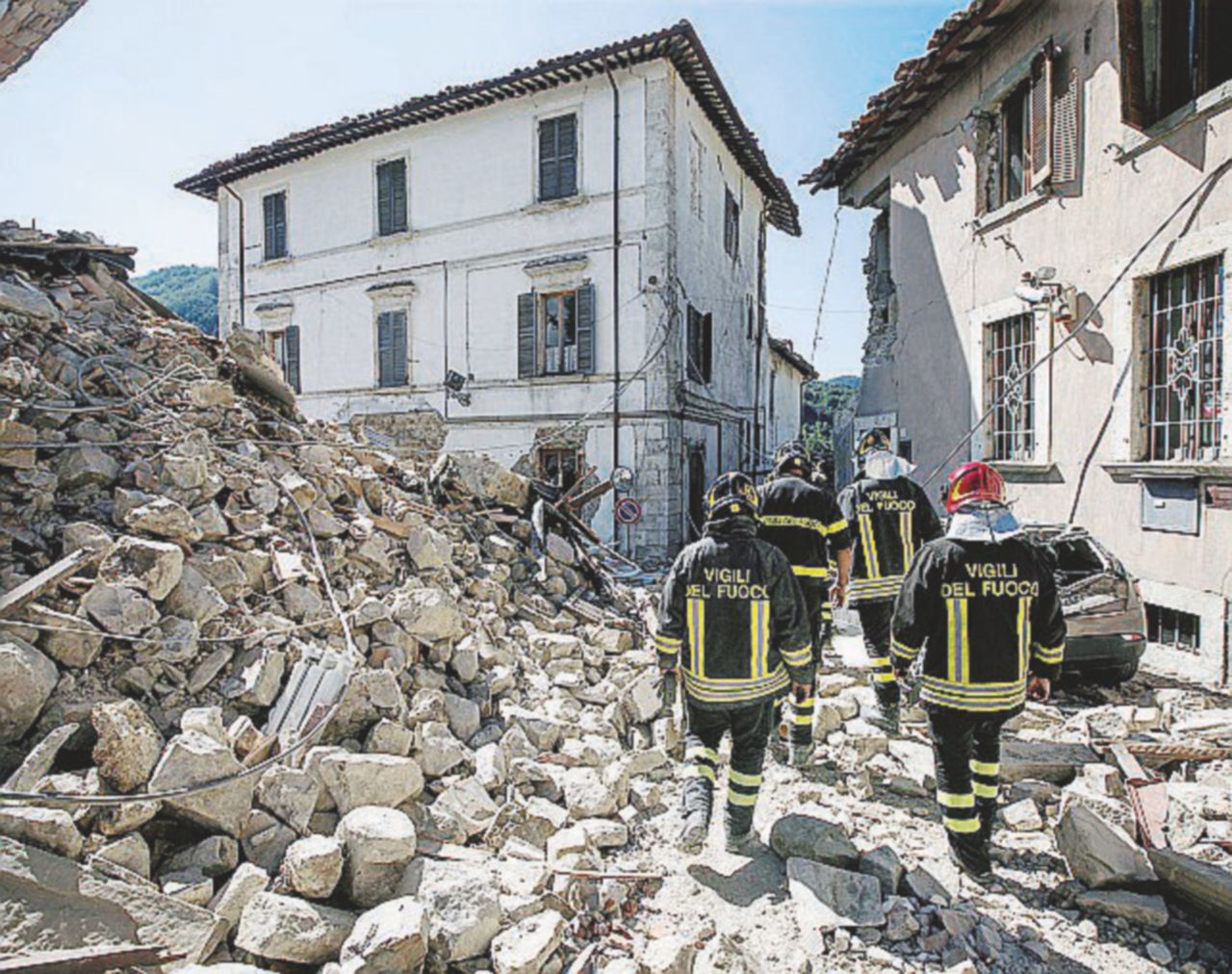 Copertina di “Arquata rinascerà qui”. Ma forse più a valle