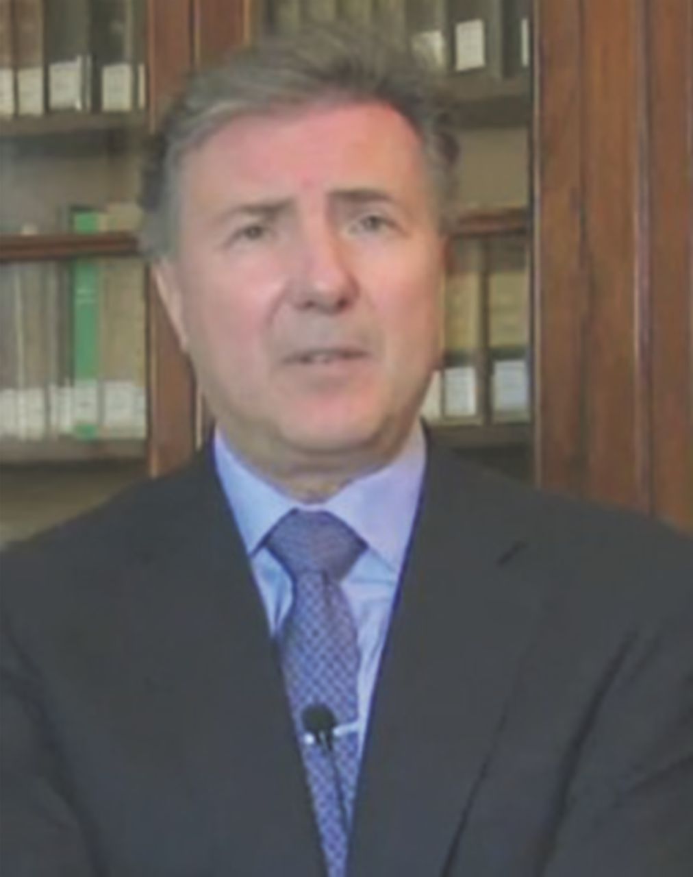 “Dovevo trovare i voti per il senatore”