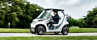 Copertina di Mercedes Golf Car, il buggy elettrico di lusso con frigo e touchpad – FOTO