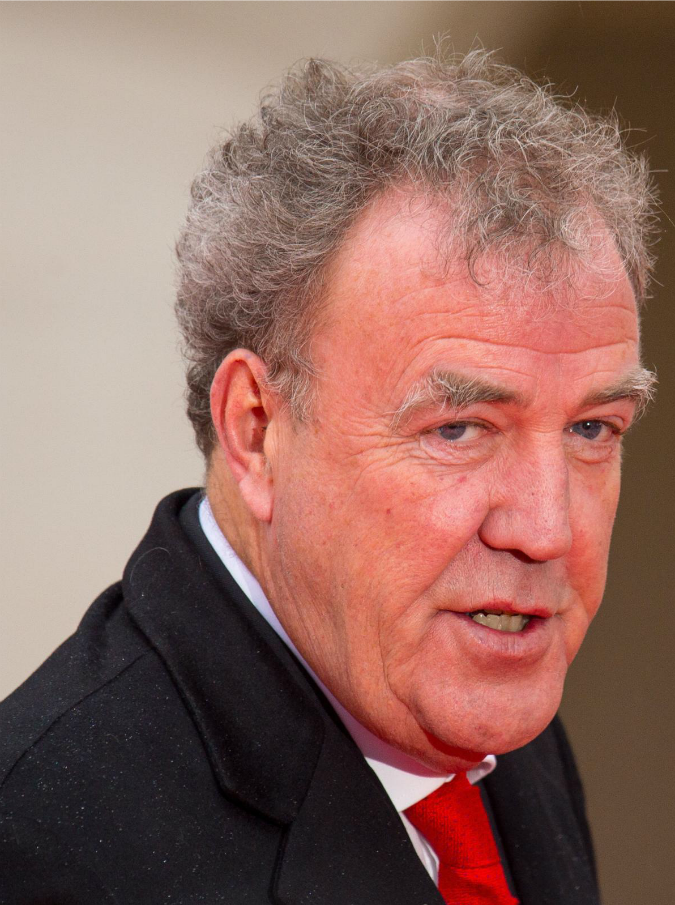 Jeremy Clarkson, l’ex conduttore di Top Gear salva 4 persone in mezzo al mare con il suo yacht