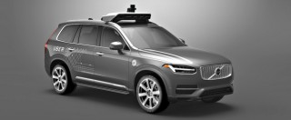 Copertina di Volvo e Uber, insieme per la guida autonoma. Il primo modello tra 5 anni