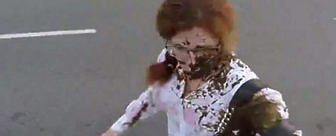 Copertina di Giornalista anti Putin coperta di escrementi. L’aggressione mentre andava al lavoro