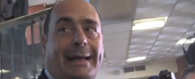 Copertina di Rifiuti a Roma, Zingaretti: “Regione pronta a collaborare. Termovalorizzatore non serve, aumenteremo la differenziata”